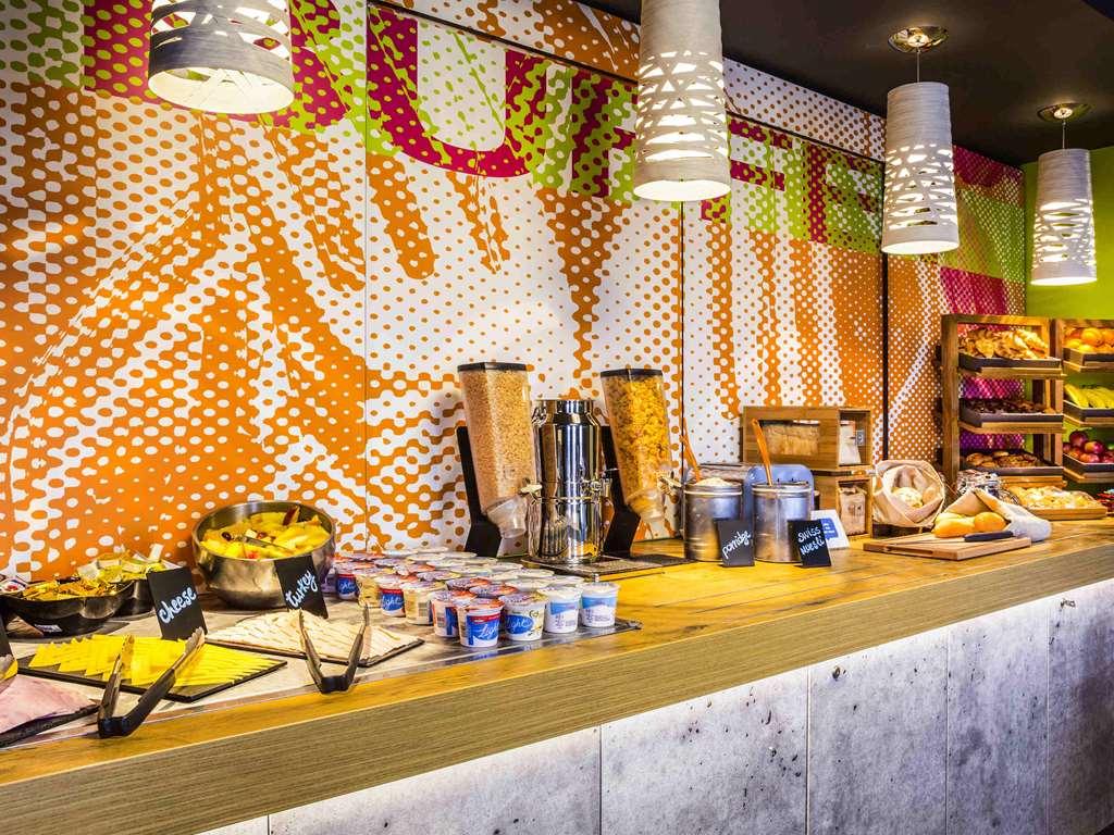 Ibis Budget Glasgow Restoran foto